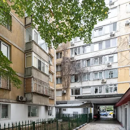 Daire Ultracentral Cozy Bükreş