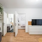 Ultracentral Cozy * Бухарест