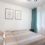 Ultracentral Cozy *